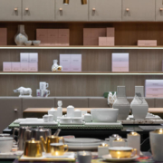 Auslage im Meissen Signature Store an der Frauenkirche