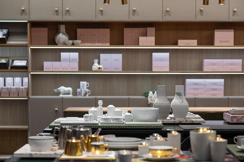 Auslage im Meissen Signature Store an der Frauenkirche