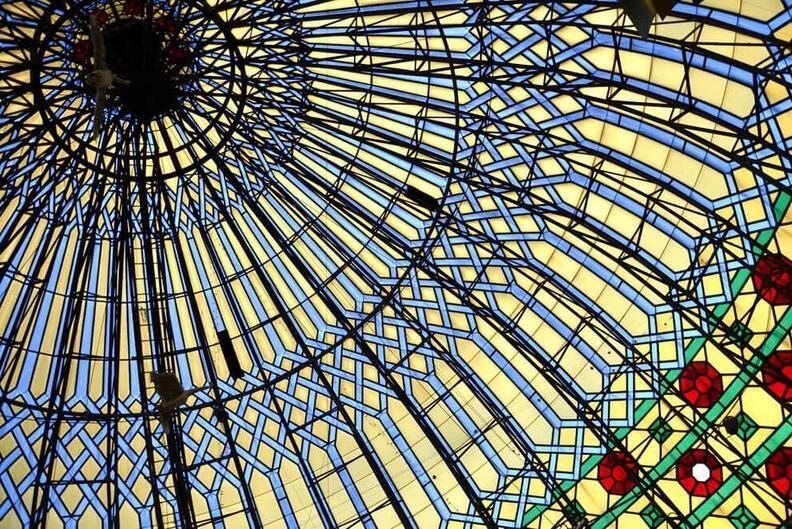 Yenidze Kuppelrestaurant 04 Die farbenfrohe Glaskuppel der Yenidze Dresden